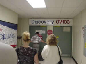 Entering the room to Discovery